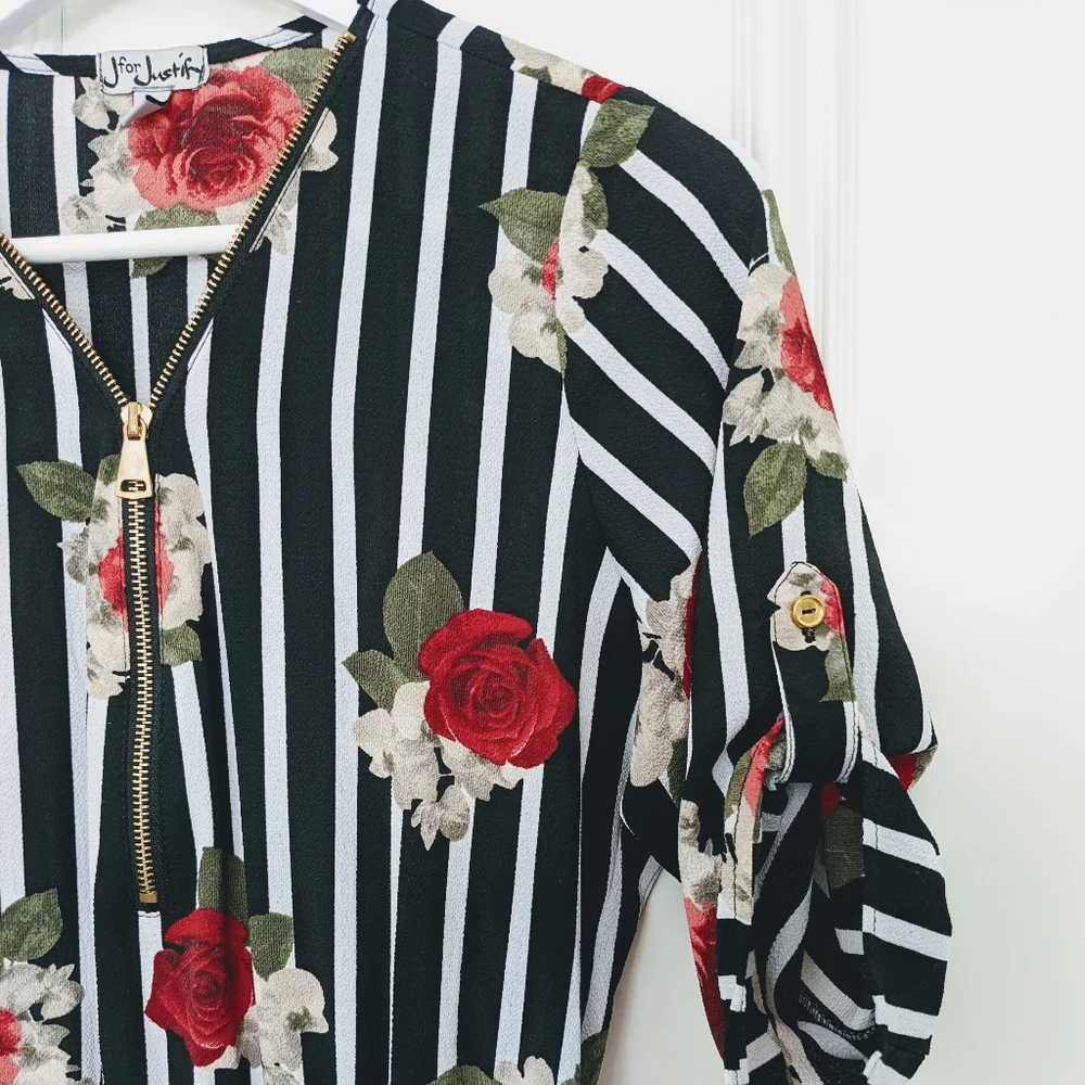 Rose print cinched waist shirt dress - Picture 2 of 4